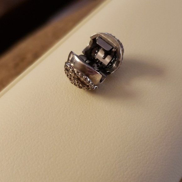 PANDORA SHIMMERING ROSE CLIP, CLEAR CZ - Picture 4 of 4